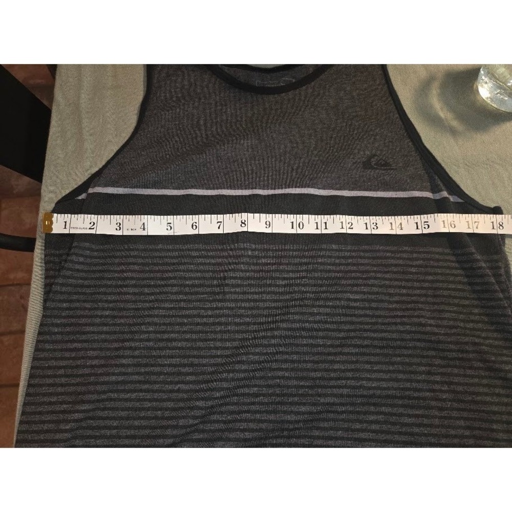 Quiksilver Mens Tank Top Medium Gray Striped Premium Fit Sleeveless Shirt - Picture 4 of 5